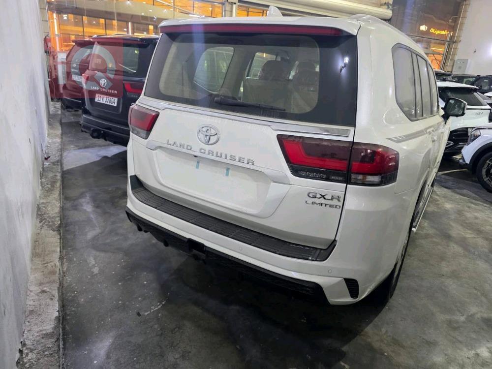 تويوتا لاندكروزر